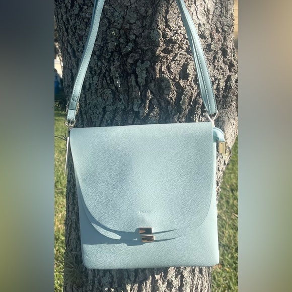 Private Label Handbags - NWT! Stunning Sky Blue Crossbody Handbag 🌷 Beautiful 🤩